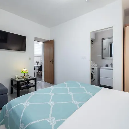 & Braticevic Apartment