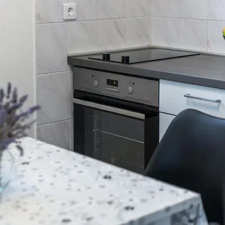 & Braticevic 아파트