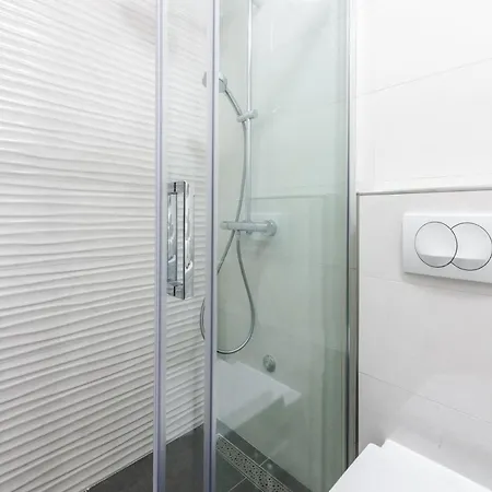 & Braticevic 아파트