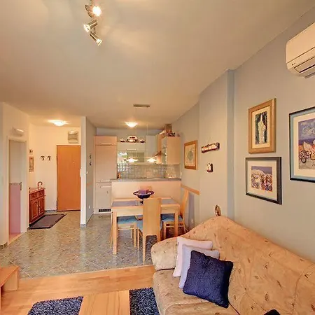 Appartement & Braticevic *